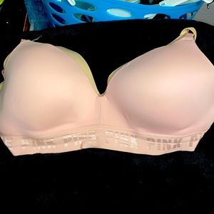 2 Victoria Secret Wear Everywhere Wireless Bras
